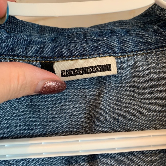 Noisy May | Frayed Hem Denim Button Down - Picture 8 of 8